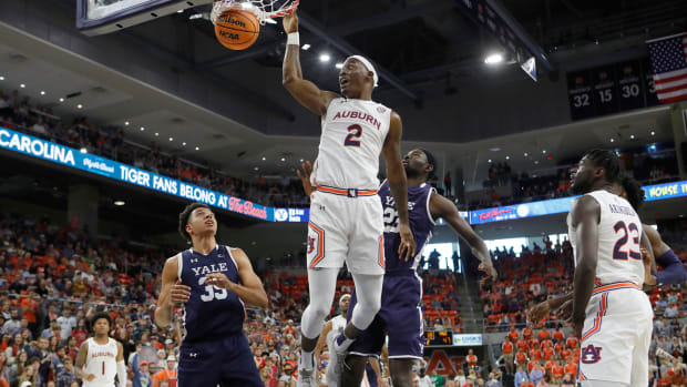 Dec 4, 2021; Auburn, Alabama, USA; Auburn Tigers forward Jaylin Williams (2) makes a dunk against the Yale Bulldogs during the second half at Auburn Arena. Mandatory Credit: John Reed-USA TODAY Sports